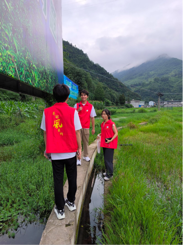 走进大杉坪，看见新气象：美加墨世界杯“众望”小组赴大杉坪村开展调研活动